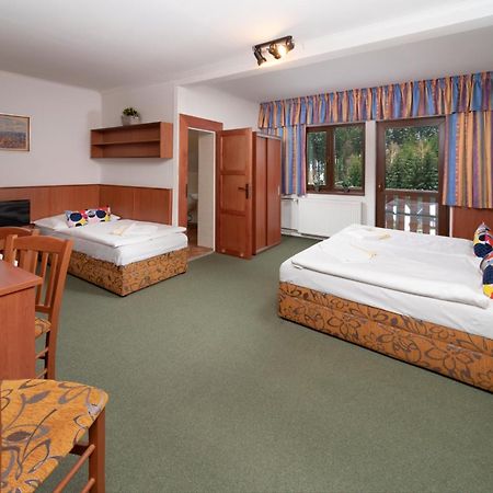 Hotel Maredis Rero Kořenov エクステリア 写真