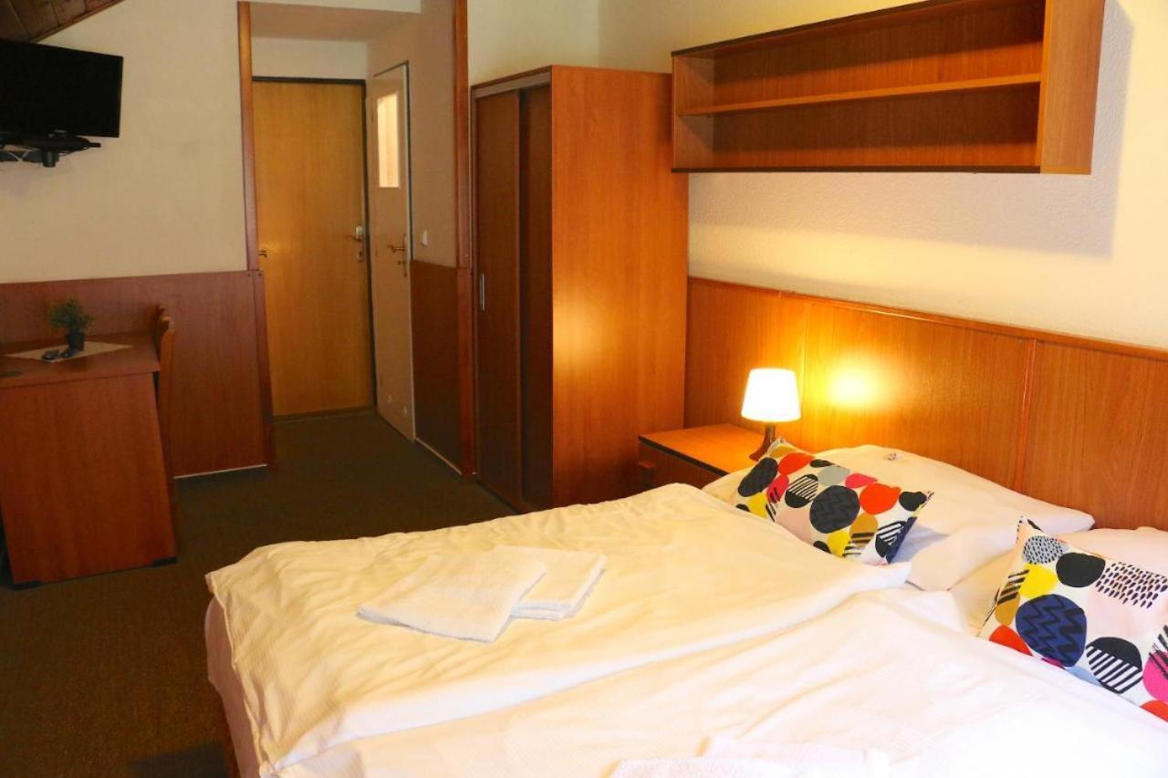 Hotel Maredis Rero Kořenov エクステリア 写真
